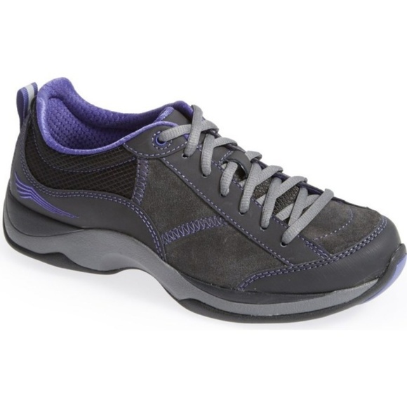 dansko sabrina suede